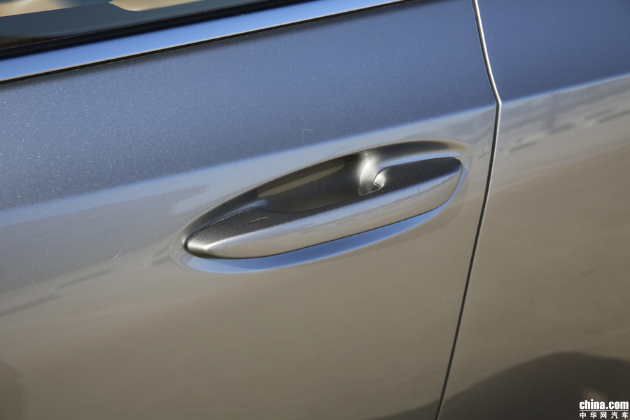 雷克萨斯ES 2018款 300h 行政 外观