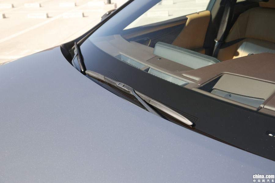 雷克萨斯ES 2018款 300h 行政 外观