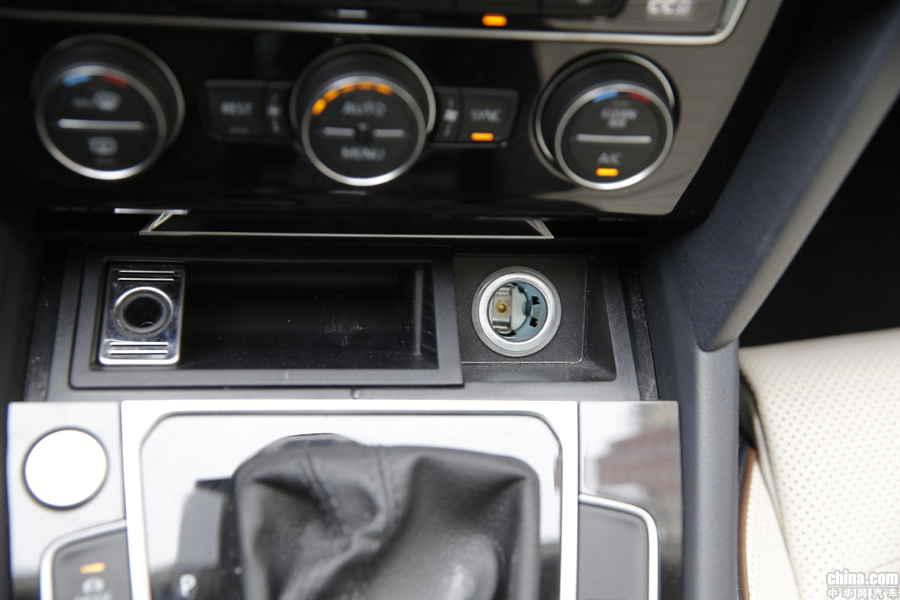 迈腾  2018款 380TSI DSG 旗舰型 内饰