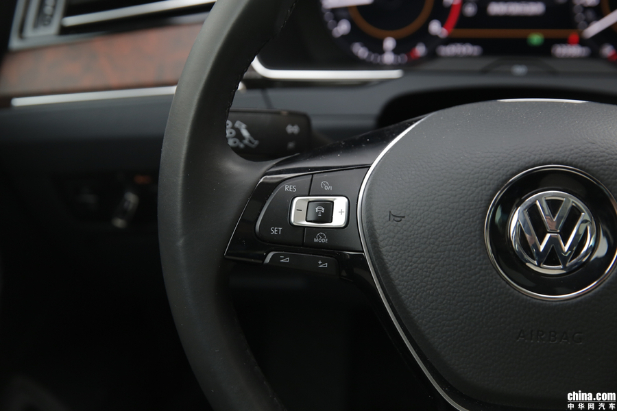 迈腾  2018款 380TSI DSG 旗舰型 内饰