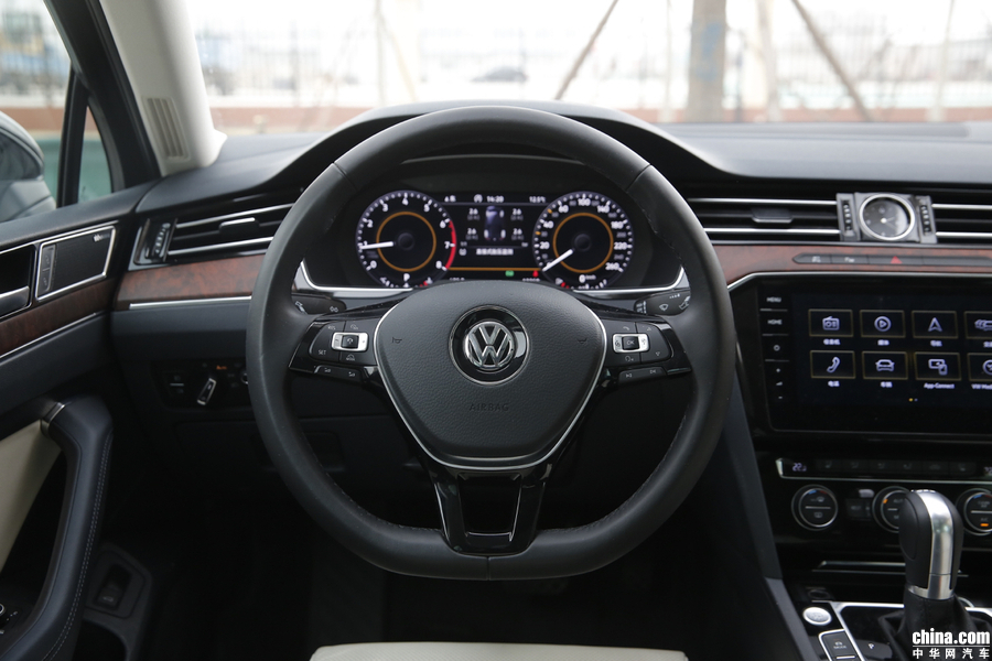 迈腾  2018款 380TSI DSG 旗舰型 内饰