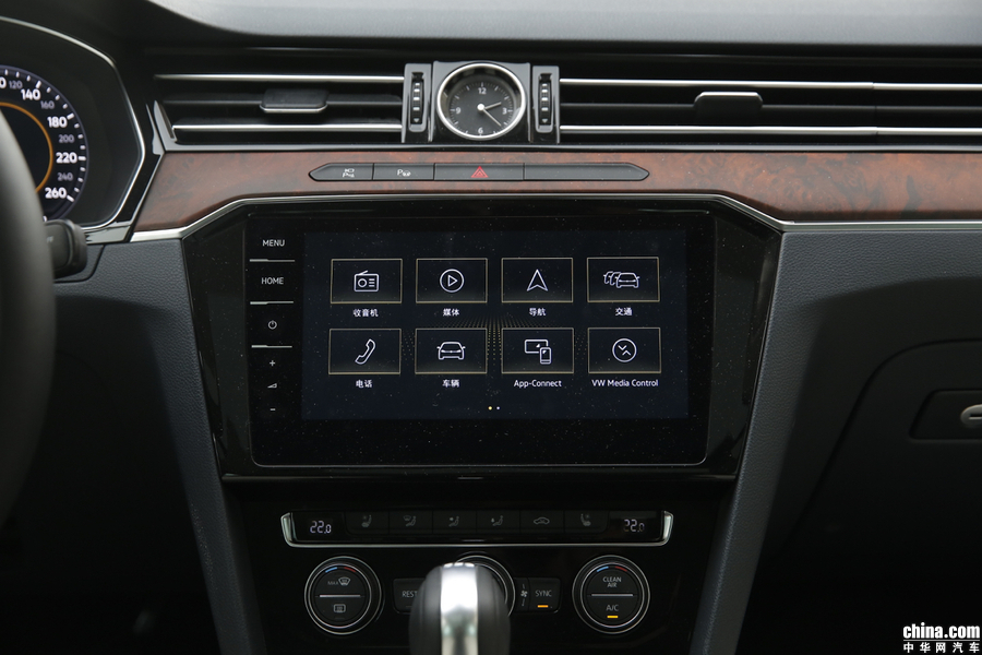 迈腾  2018款 380TSI DSG 旗舰型 内饰