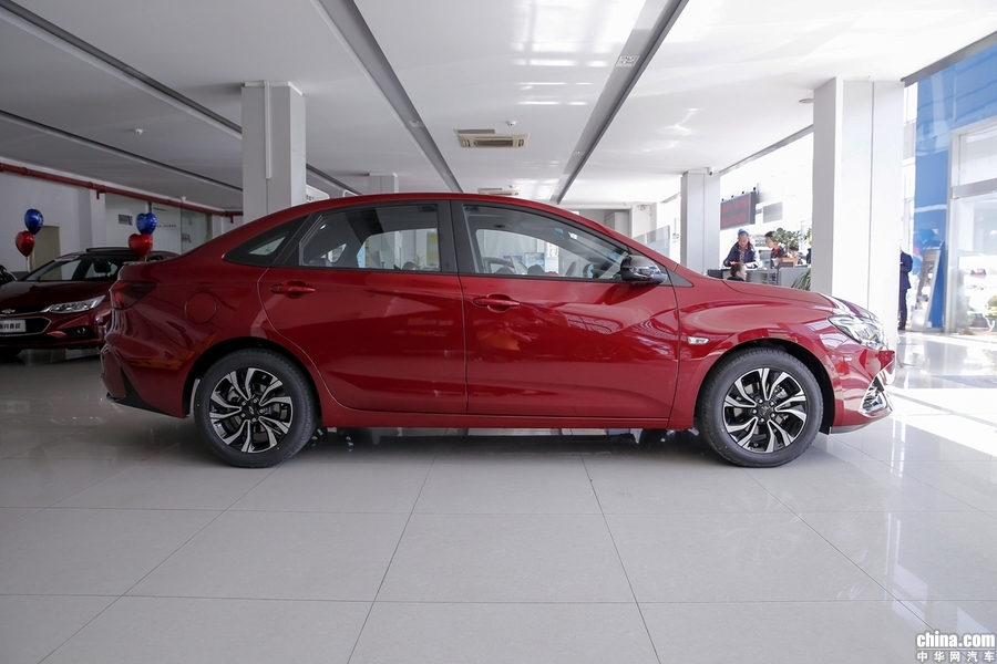 科鲁泽 2019款 RS 330T 自动痛快版 外观