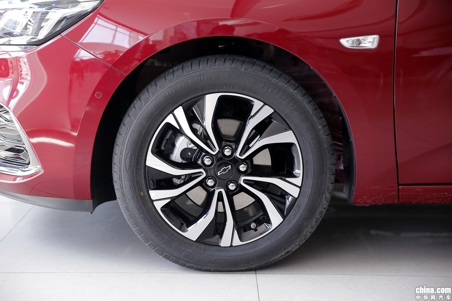 科鲁泽 2019款 RS 330T 自动痛快版 外观