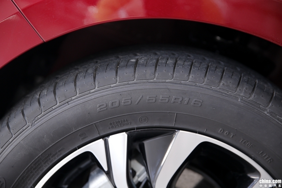 科鲁泽 2019款 RS 330T 自动痛快版 外观