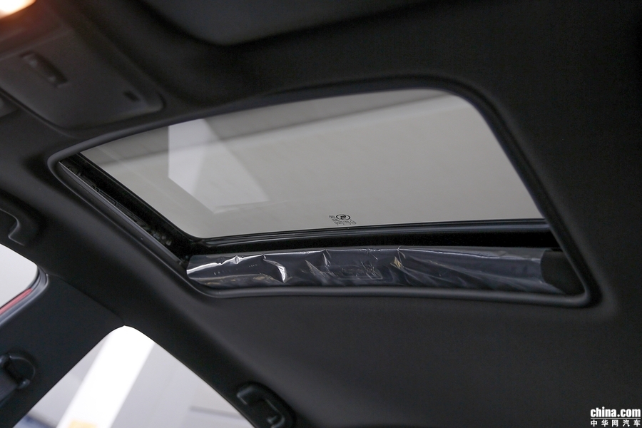 科鲁泽 2019款 RS 330T 自动痛快版 内饰