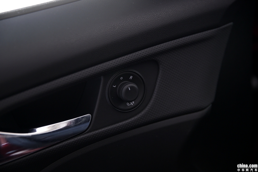 科鲁泽 2019款 RS 330T 自动痛快版 内饰
