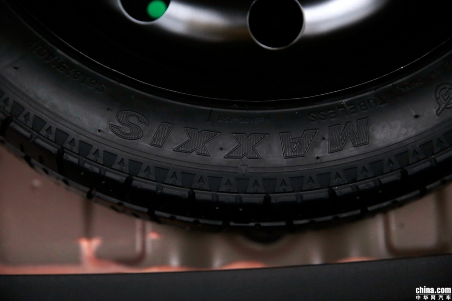 科鲁泽 2019款 RS 330T 自动痛快版 空间