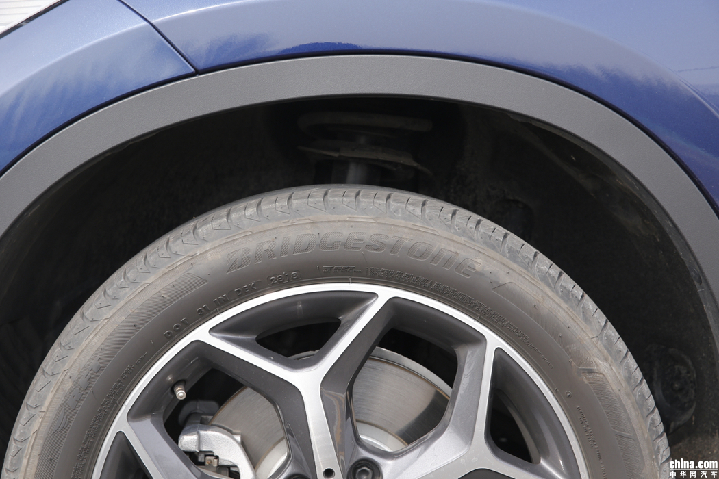 宝马X1 2019款 xDrive20Li 尊享型 外观