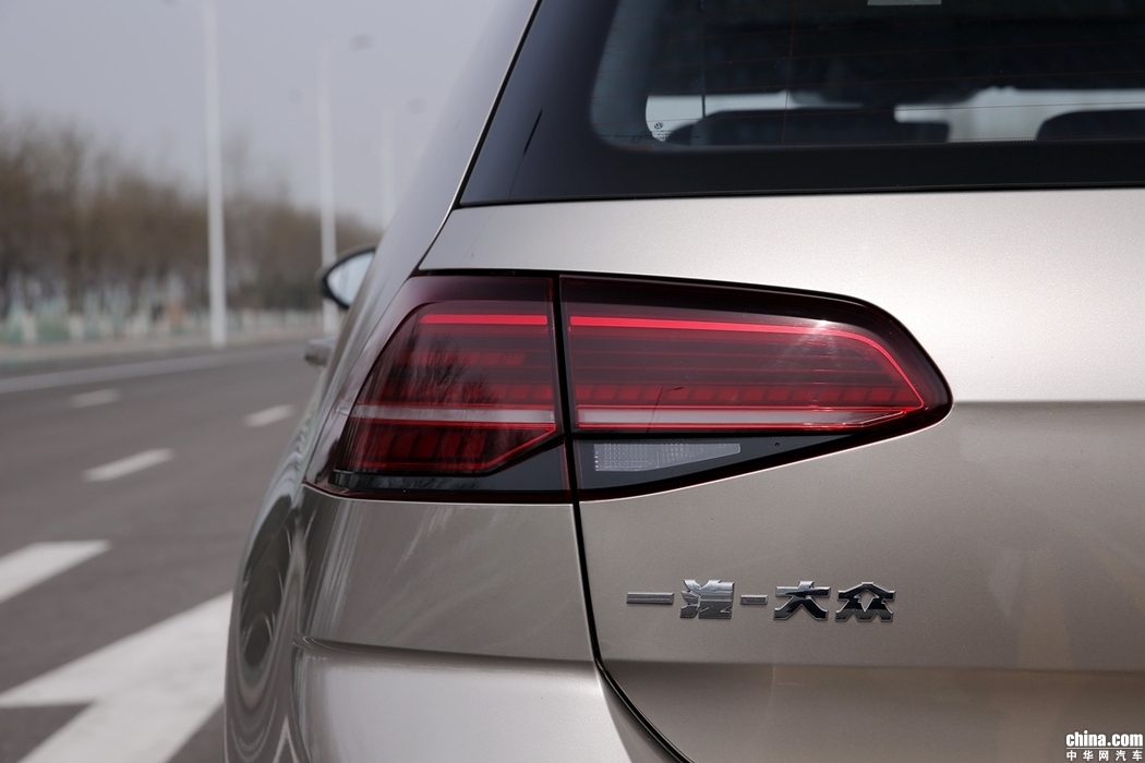 高尔夫  2018款 280TSI 自动旗舰型 外观