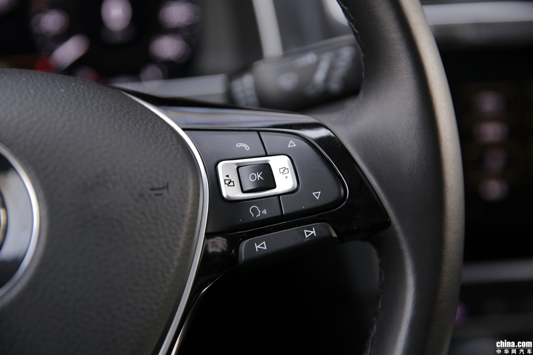高尔夫  2018款 280TSI 自动旗舰型 内饰