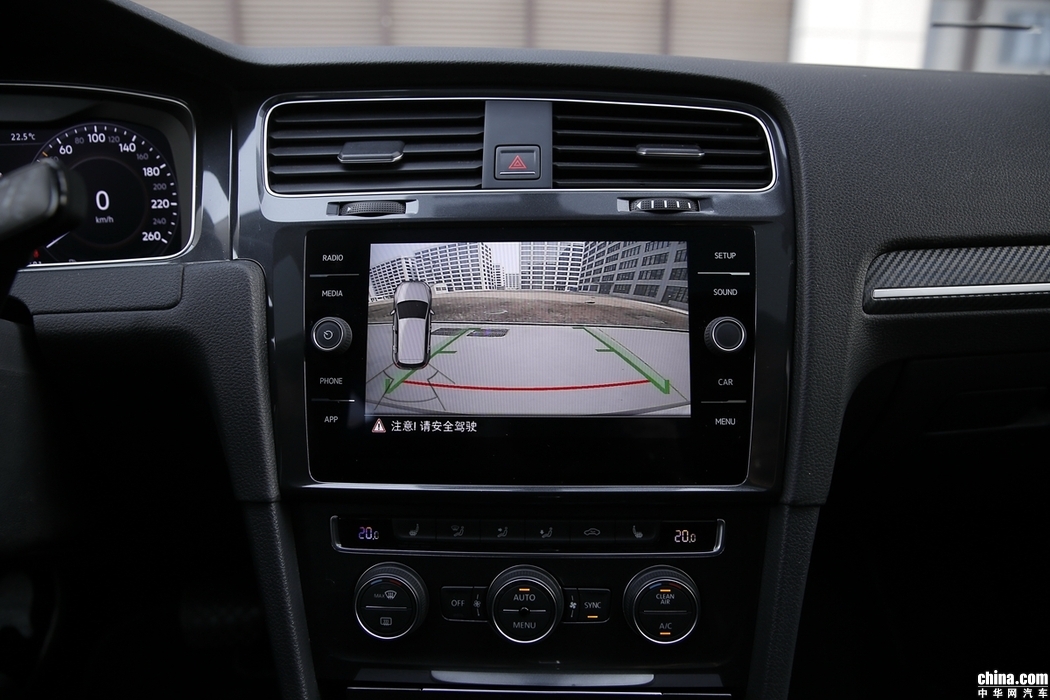 高尔夫  2018款 280TSI 自动旗舰型 内饰