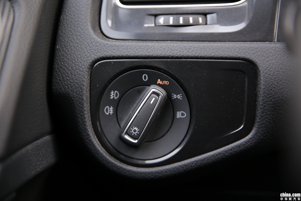 高尔夫  2018款 280TSI 自动旗舰型 内饰