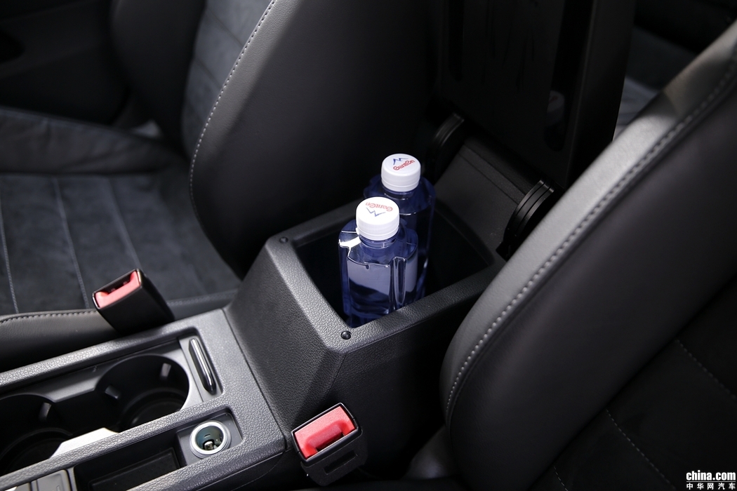 高尔夫  2018款 280TSI 自动旗舰型 内饰