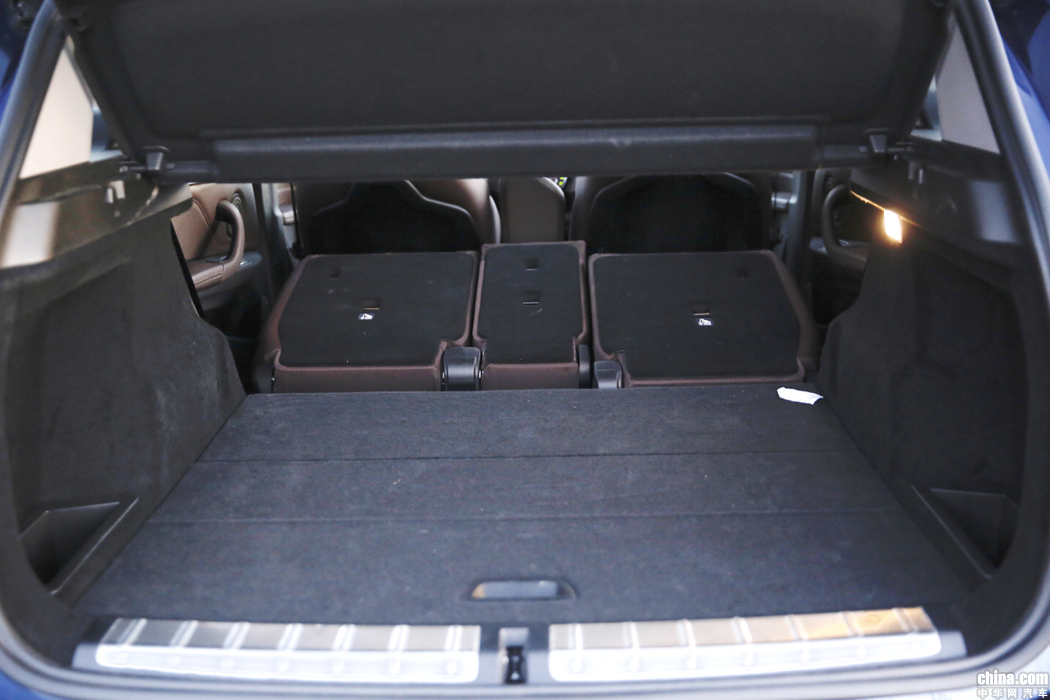 宝马X1 2019款 xDrive20Li 尊享型 空间