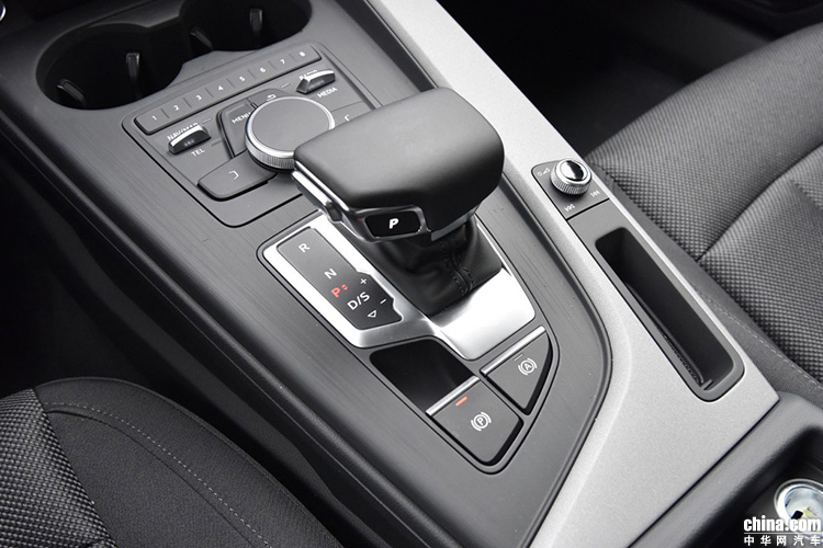 不差钱的选择 四款豪华品牌中型轿车推荐