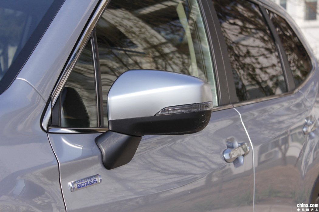 森林人  2019款 2.0i 智擎旗舰EyeSight 外观