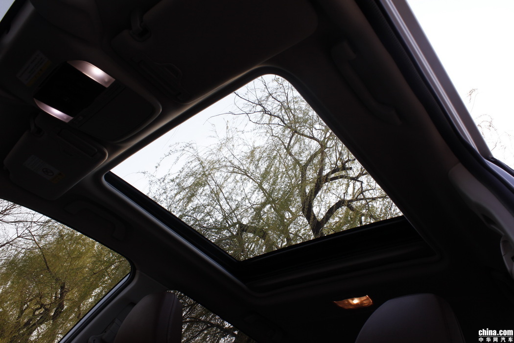 森林人  2019款 2.0i 智擎旗舰EyeSight 内饰