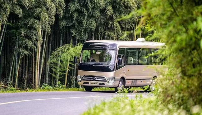 客旅何以高质量?安凯“2023·第五届旅游出行大会”亮法宝 客旅何以高质量?安凯“2023·第五届旅游出行大会”亮法宝