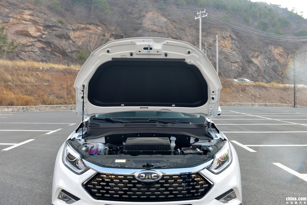 S4 2019款 1.5T CVT探索型 外观