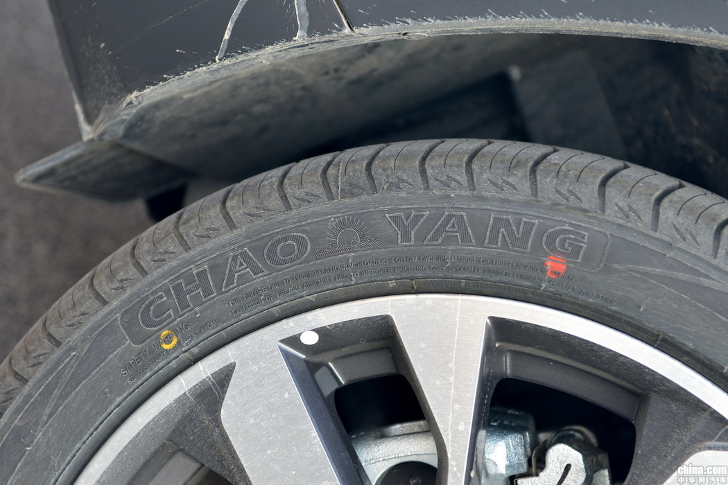 S4 2019款 1.5T CVT探索型 外观