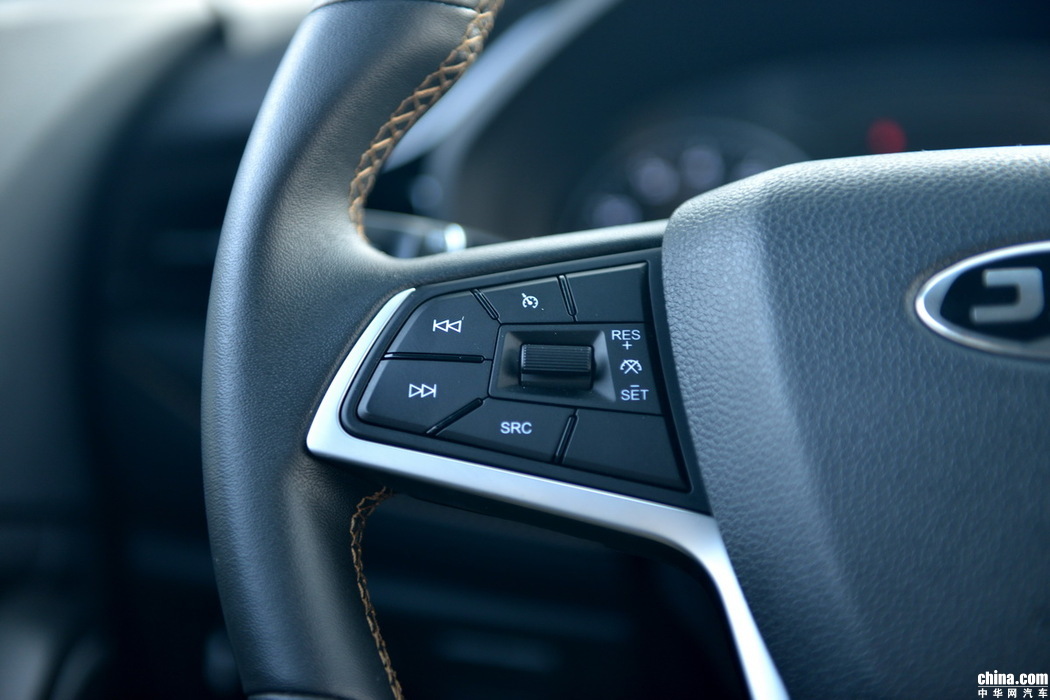 S4 2019款 1.5T CVT探索型 内饰