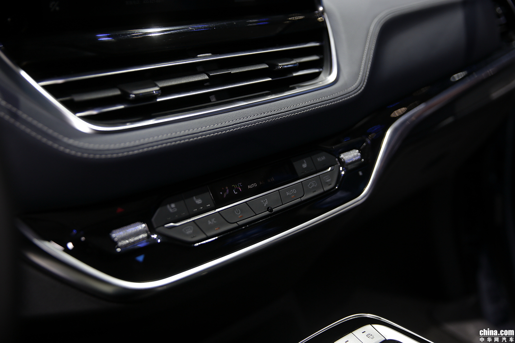 上汽大通G20 2019款 首发款 2.0T 自动豪华版 内饰