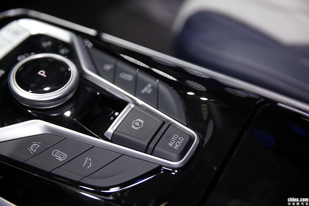 上汽大通G20 2019款 首发款 2.0T 自动豪华版 内饰