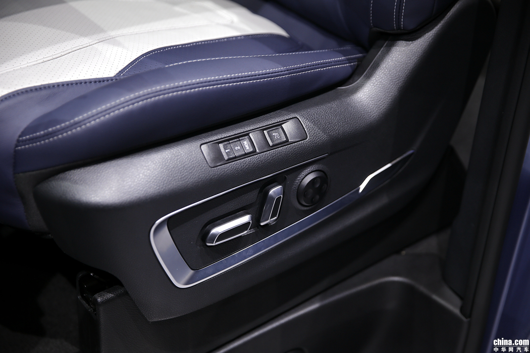 上汽大通G20 2019款 首发款 2.0T 自动豪华版 空间
