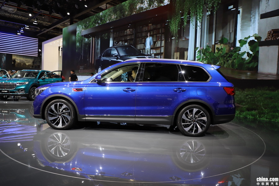 红旗H5 2018款 30TD 智联御动60周年纪念 外观