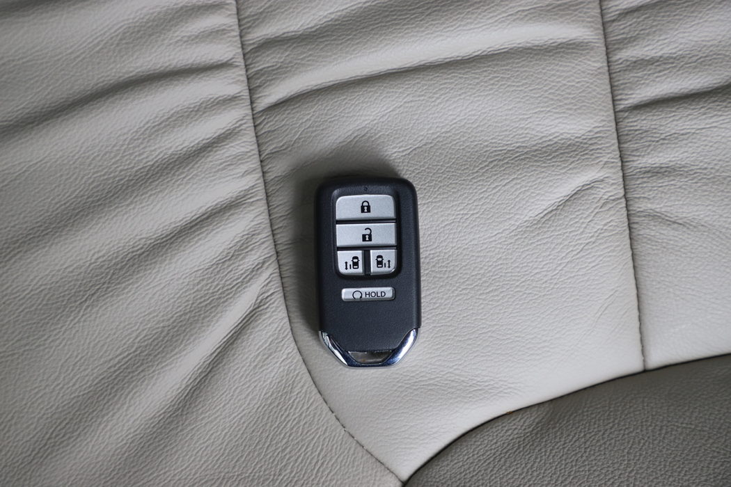 奥德赛 2019款 2.0L 锐·至尊版 内饰