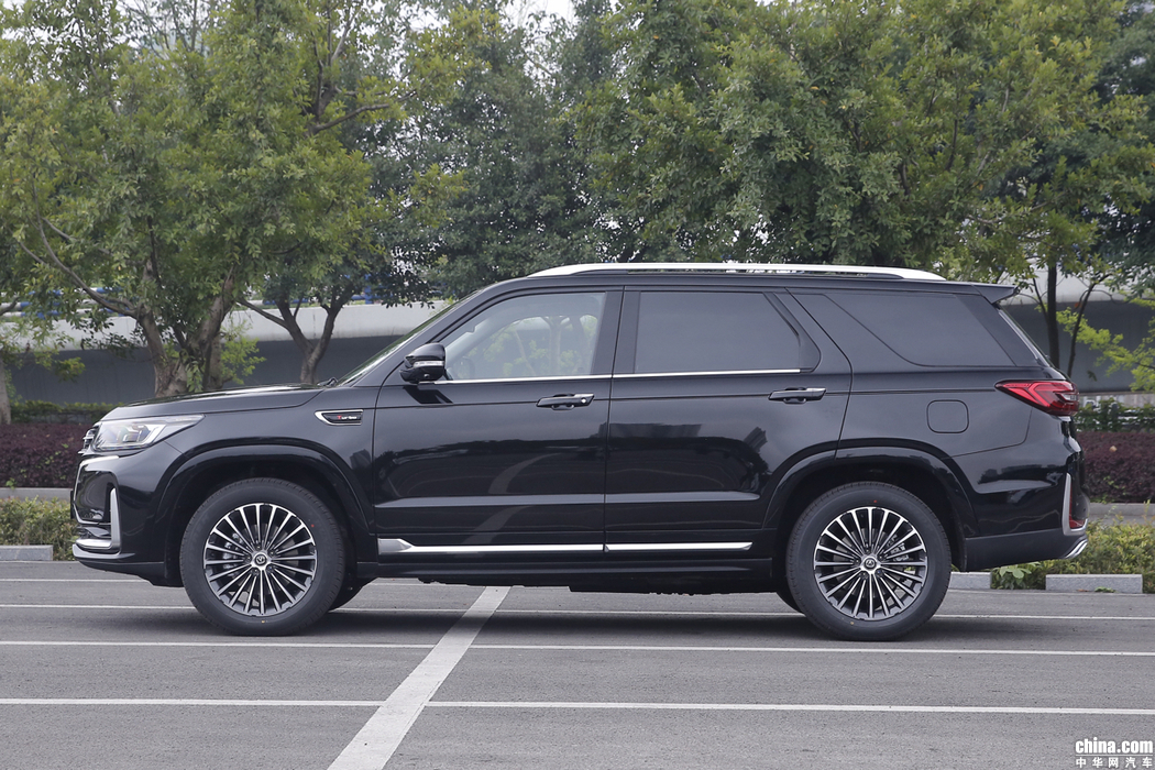 长安CS95 2019款 2.0T 两驱尊贵型 外观