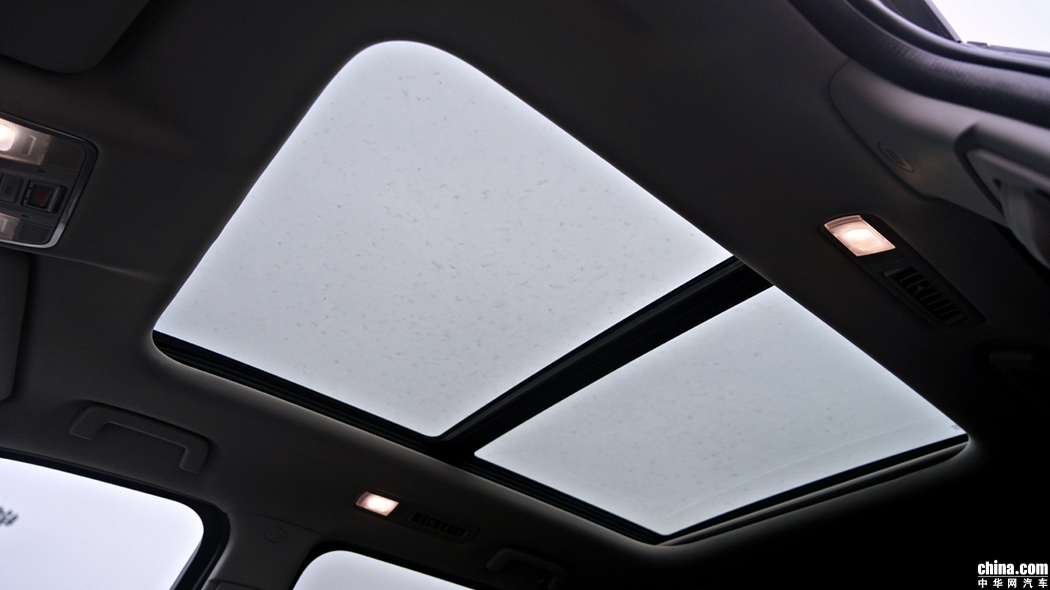 长安CS95 2019款 2.0T 两驱尊贵型 内饰