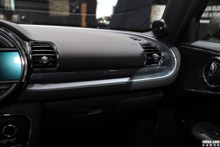 2019款 MINI CLUBMAN COOPER 基本型 内饰