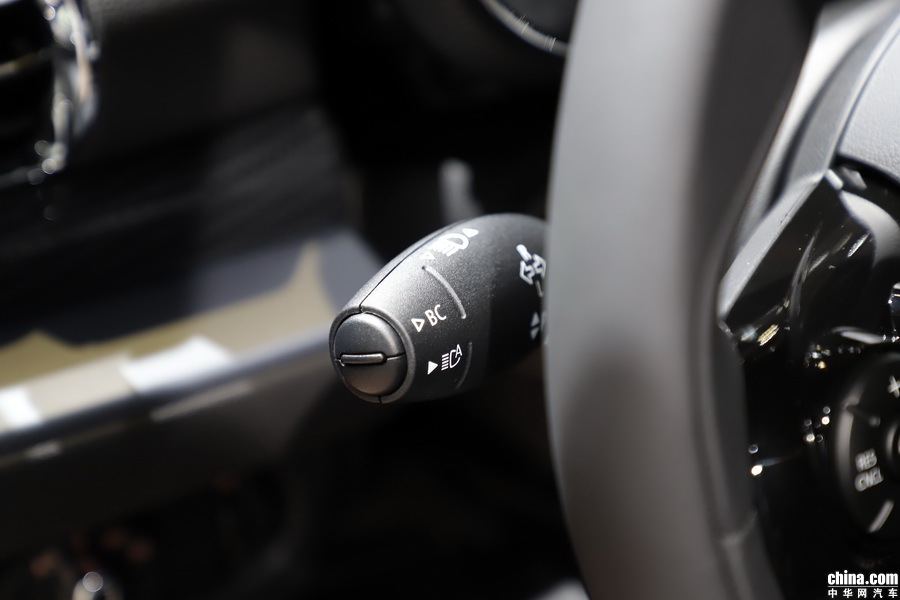 2019款 MINI CLUBMAN COOPER 基本型 内饰