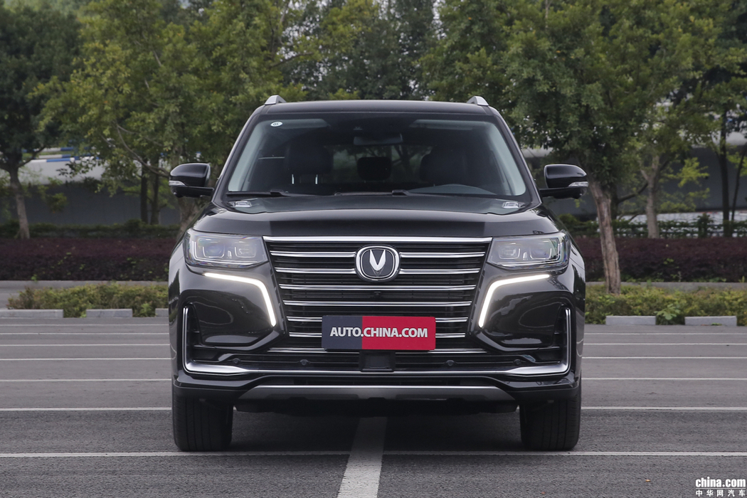 长安CS95 2019款 2.0T 两驱尊贵型 外观