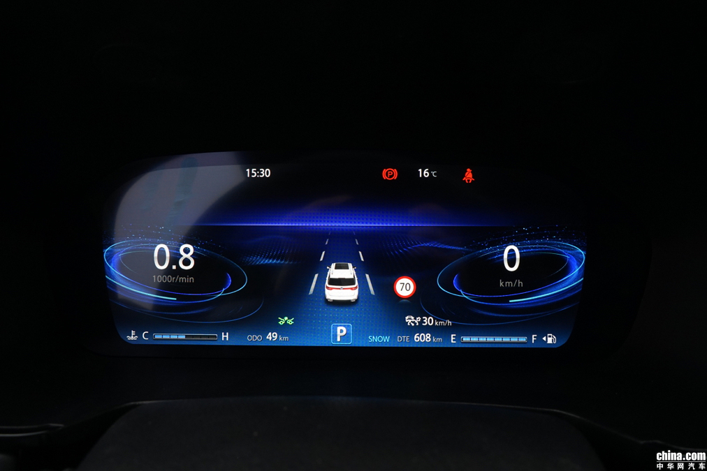 长安CS95 2019款 2.0T 两驱尊贵型 内饰