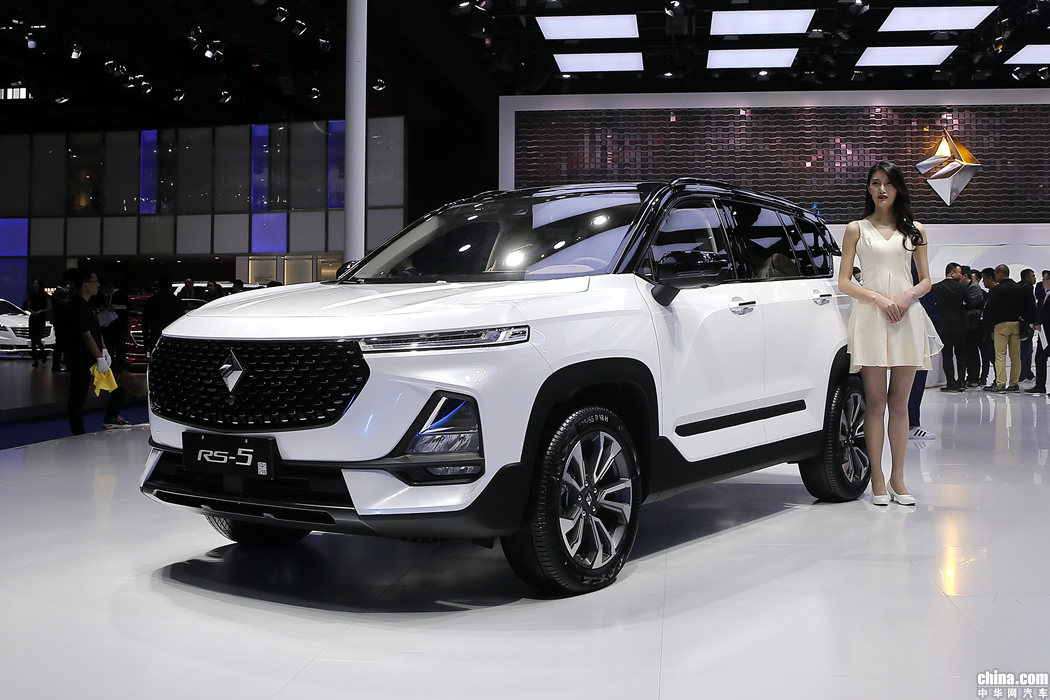 宝骏RS-5 2019款 1.5T 超级互联手动版 外观