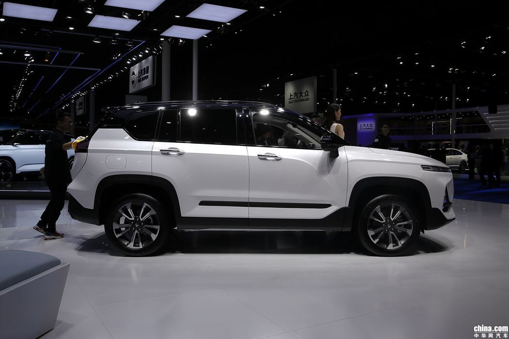 宝骏RS-5 2019款 1.5T 超级互联手动版 外观