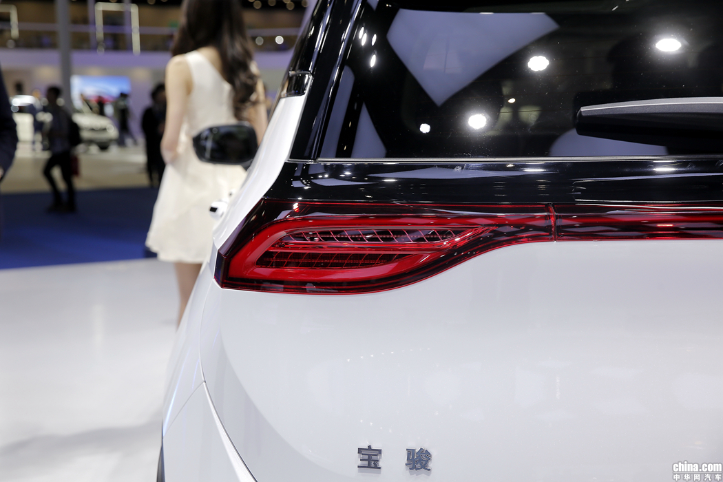 宝骏RS-5 2019款 1.5T 超级互联手动版 外观