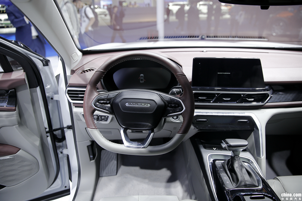 宝骏RS-5 2019款 1.5T 超级互联手动版 内饰