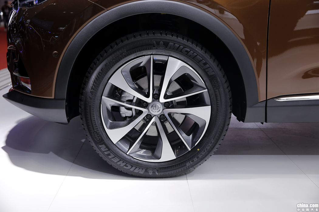 中华V7 2018款 280T DCT尊贵型 5座 外观