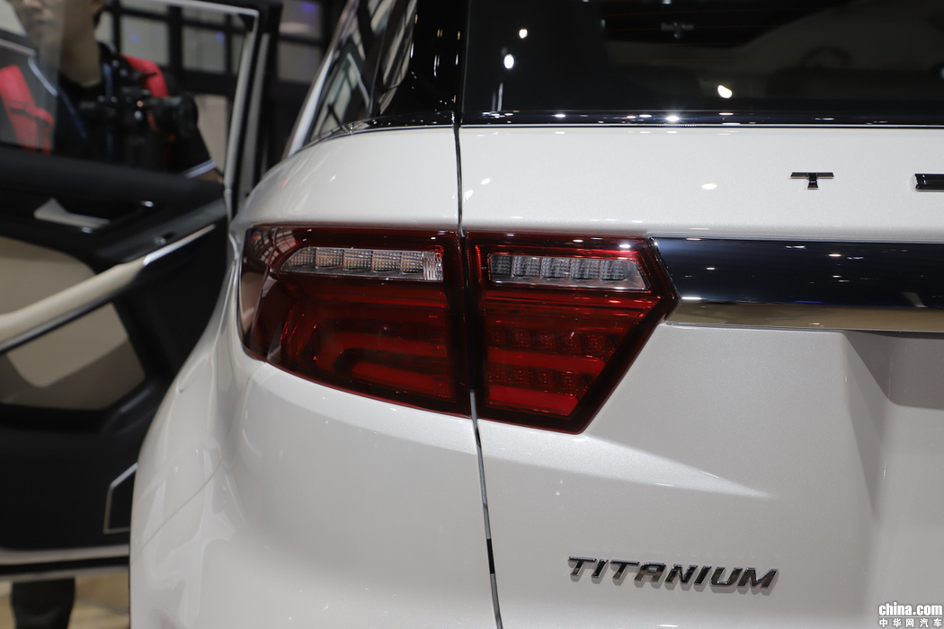 领界 2019款 EcoBoost 145 CVT尊领型 外观