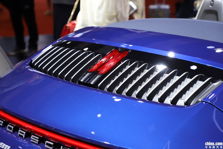 保时捷911 2019款 Carrera 4S Cabriolet 3.0T 外观