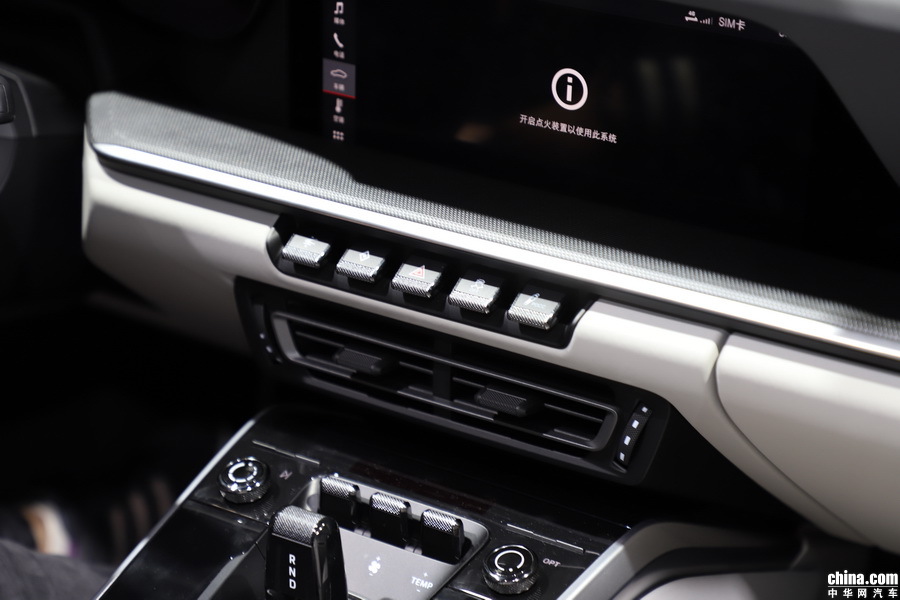 保时捷911 2019款 Carrera 4S Cabriolet 3.0T 内饰