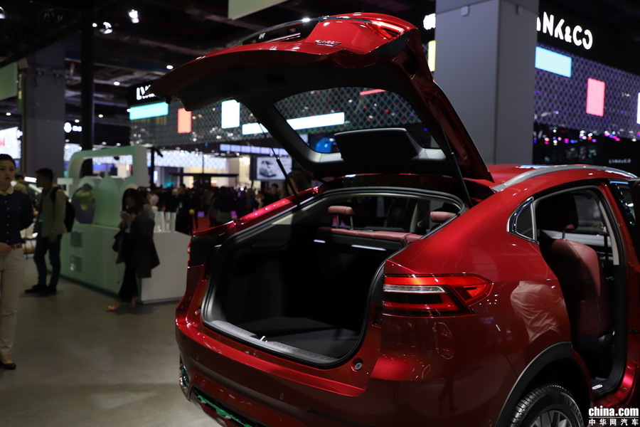 哈弗F7x 2019款 2.0T 极智科技版 空间