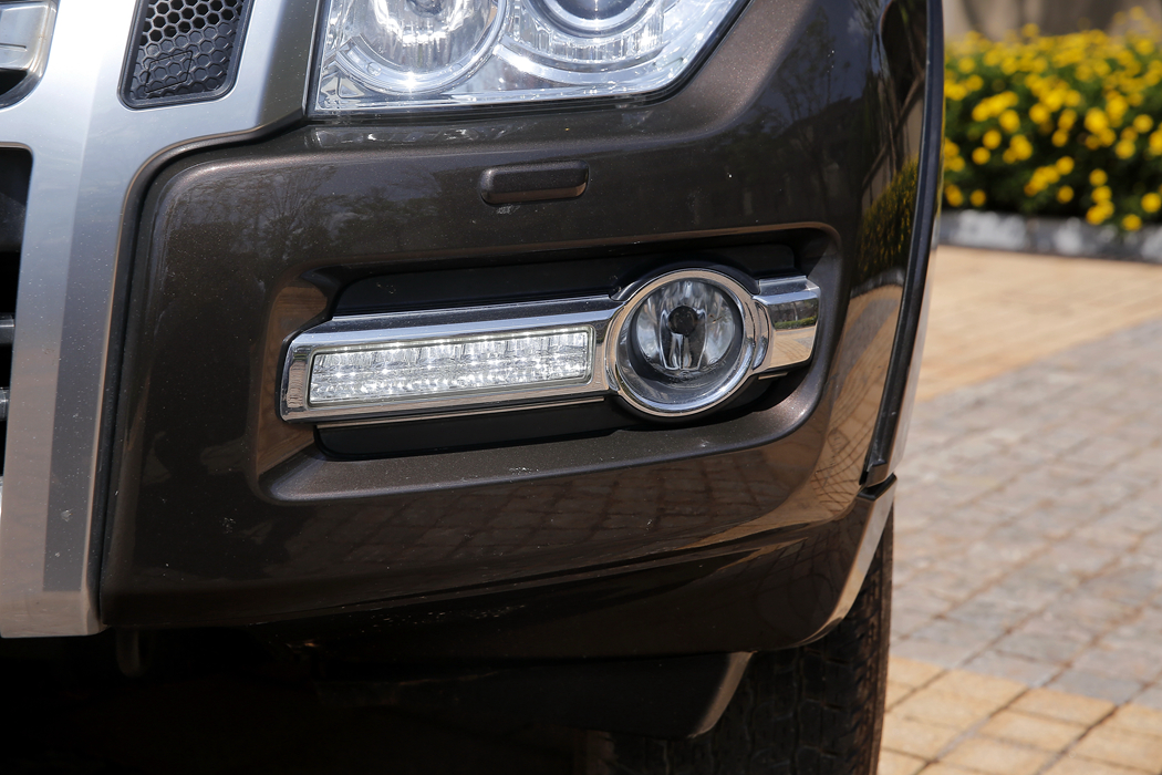 帕杰罗(进口) () 2019款 3.0L 自动尊贵 外观