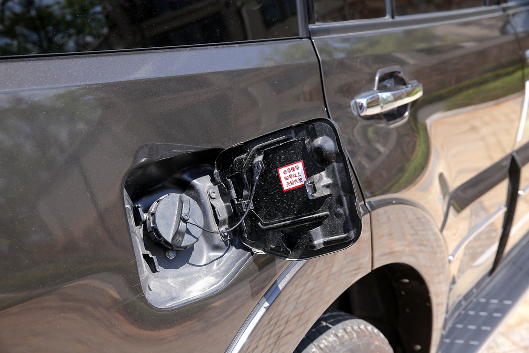 帕杰罗(进口) () 2019款 3.0L 自动尊贵 外观