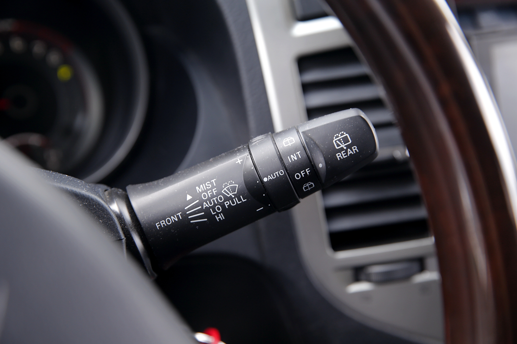 帕杰罗(进口) () 2019款 3.0L 自动尊贵 内饰