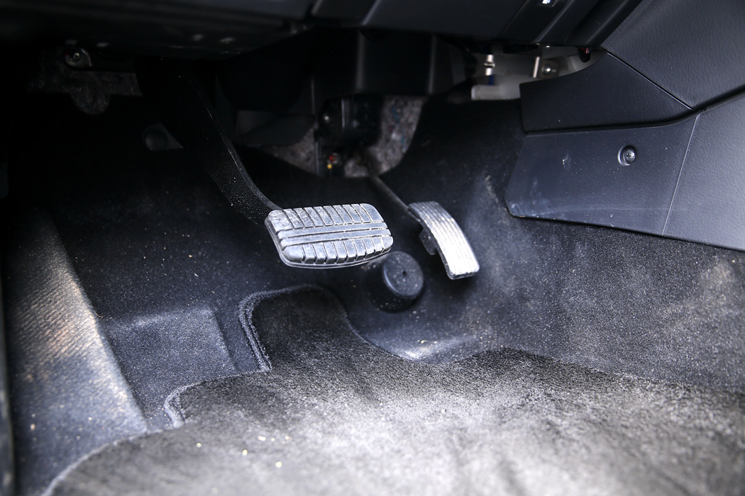 帕杰罗(进口) () 2019款 3.0L 自动尊贵 内饰